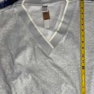 Brand New Pink Crop V-Neck Sweatshirt XL